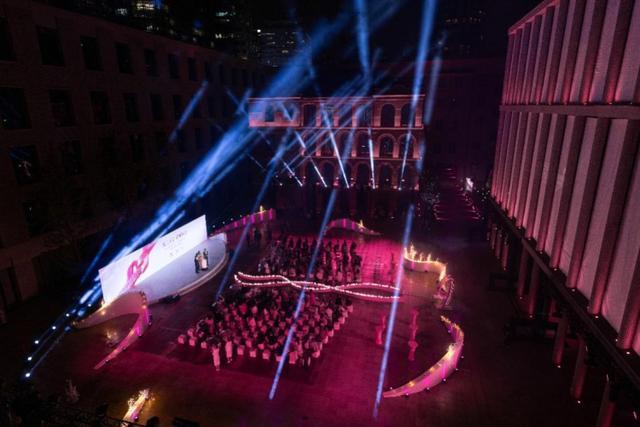 “聚力万千星耀满天” 雅诗兰黛集团202