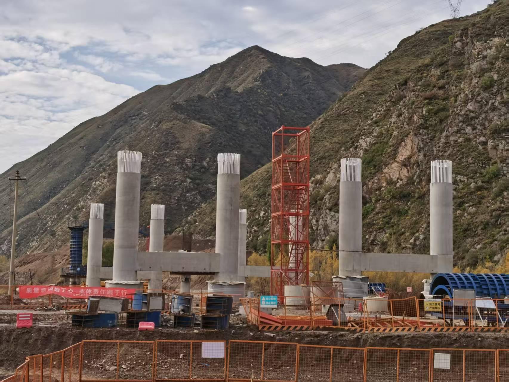 山西路桥集团繁五高速公司攻坚克难奋力冲刺